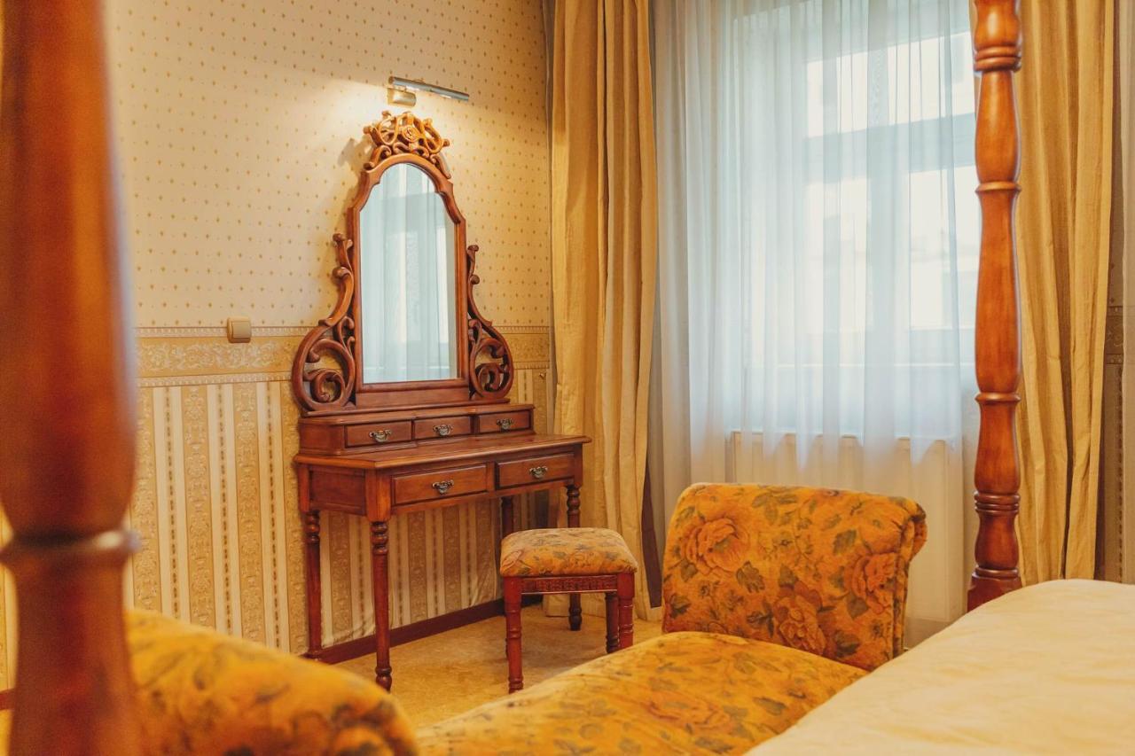 Hotel Memorial Terezín Buitenkant foto